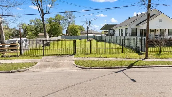 8612 Alsuma Street, Houston, TX 77029 - #2