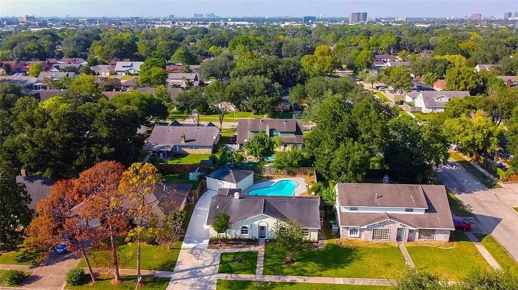 9306 Bankside Drive, Houston, TX 77031 - #1
