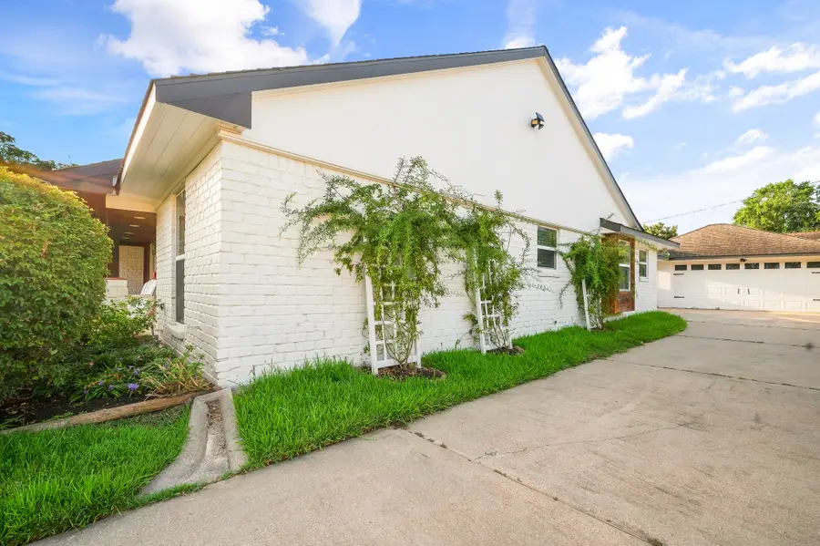 10703 Valley Forge Drive, Houston, TX 77042 - #3