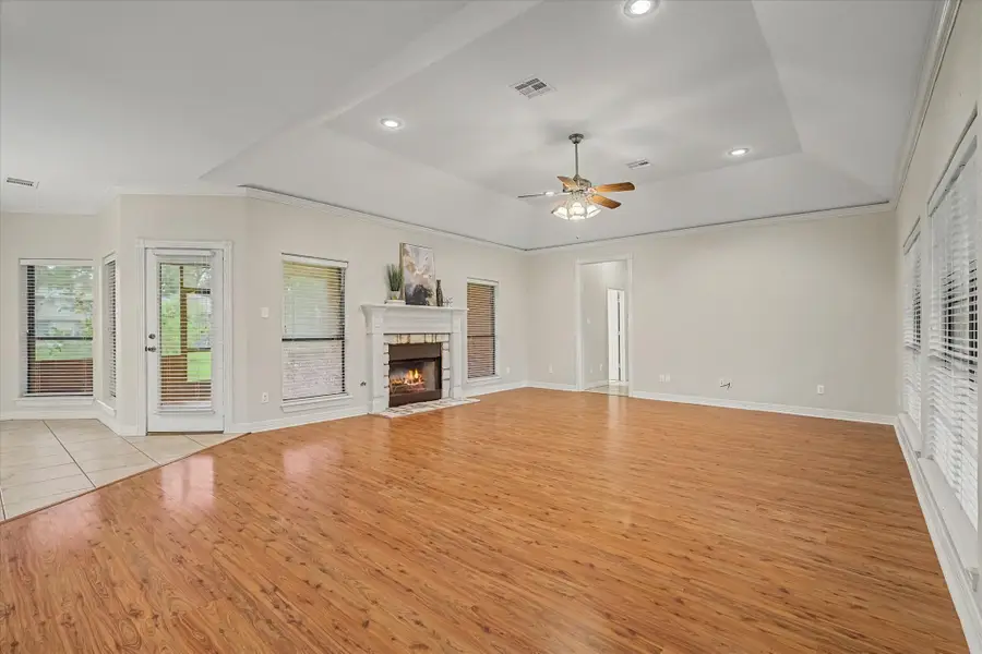 1621 Mcfadden Road, Lake Jackson, TX 77566 - #3