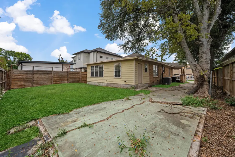 1310 Gustav Street, Houston, TX 77023 - #3