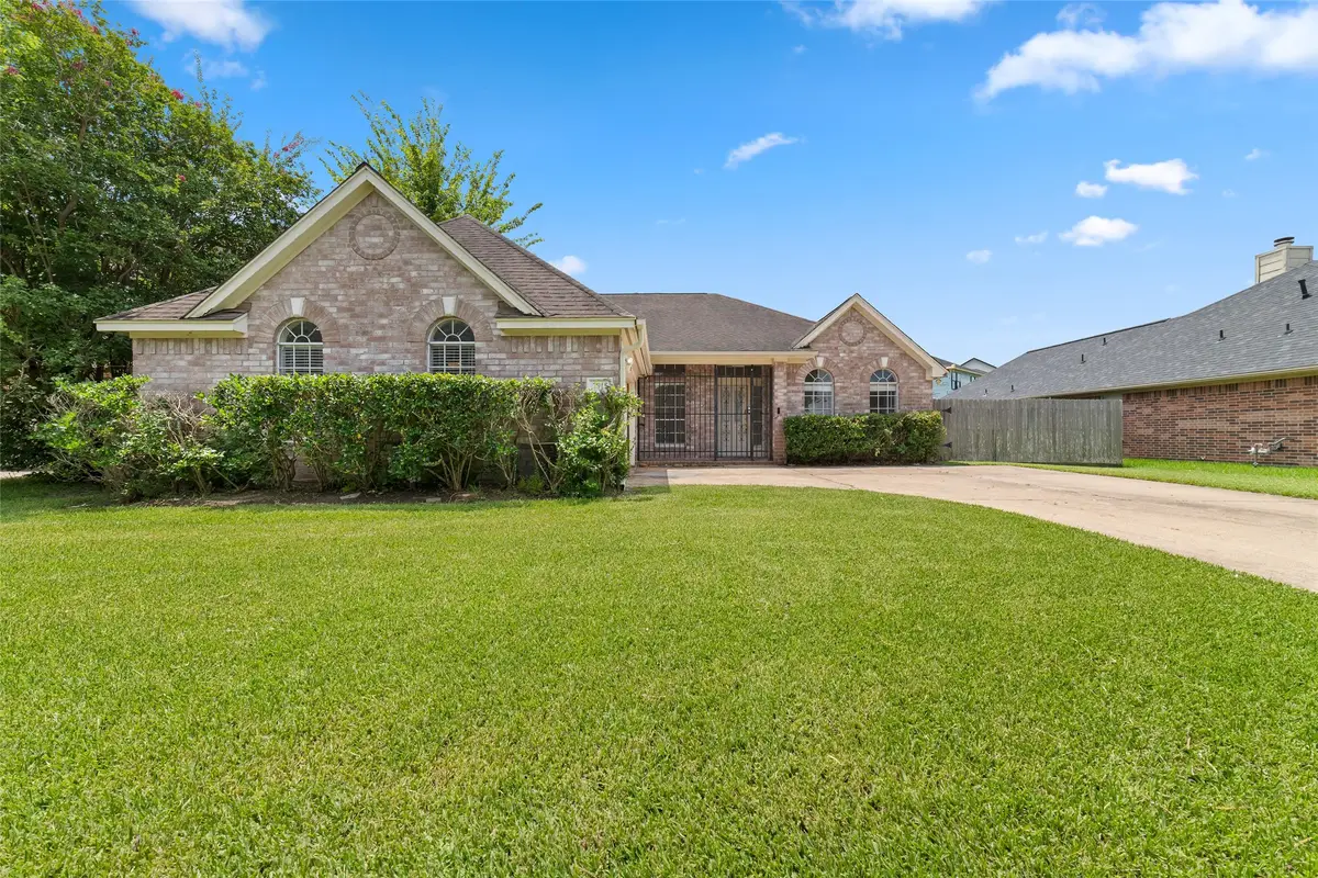 7915 Quail Meadow Drive, Houston, TX 77071 - #1