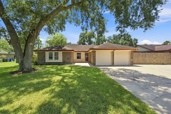 13317 Rene Circle, Santa Fe, TX 77510