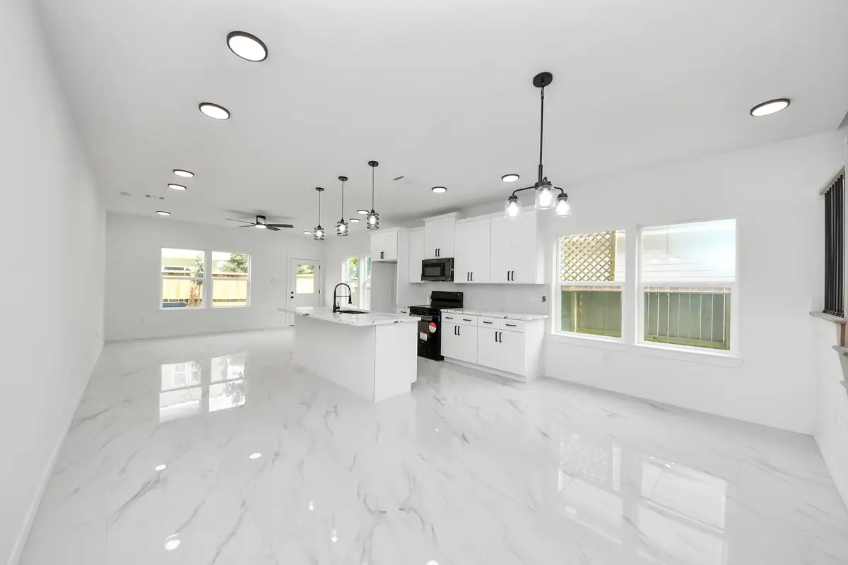 8023 Brandon Street, Houston, TX 77051 - Image #1