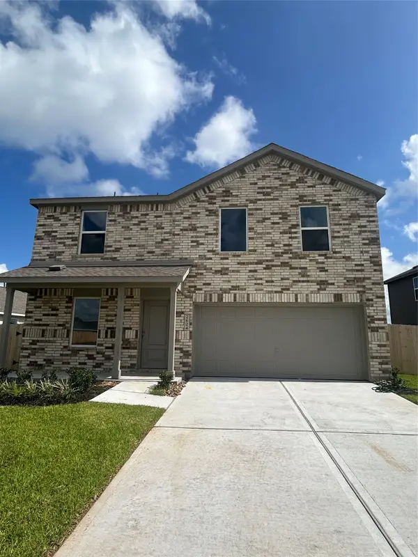 2604 Patriot Run, Bay City, TX 77414