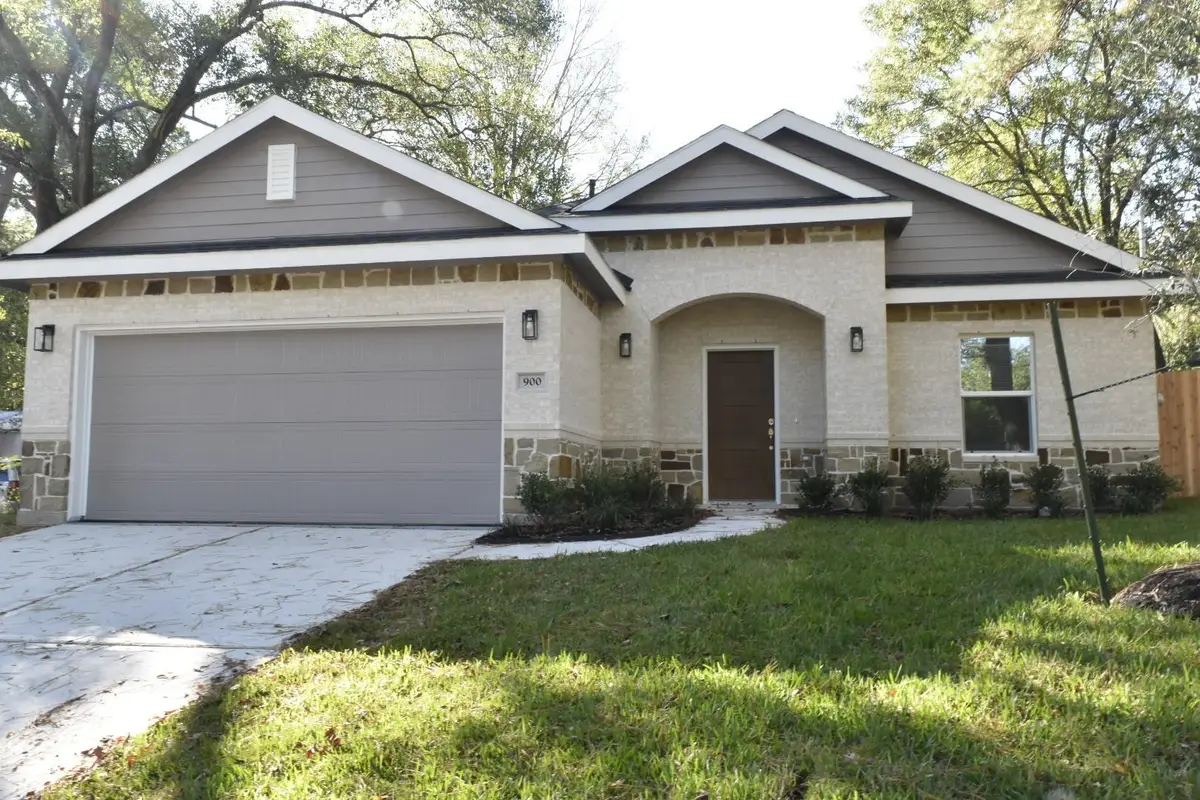 900 Old Madisonville Road, Huntsville, TX 77320 - Image #1