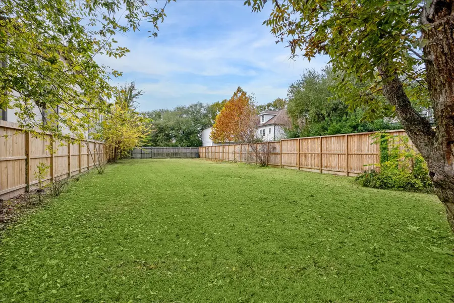 6611 Belmont Street, West University Place, TX 77005 - #3