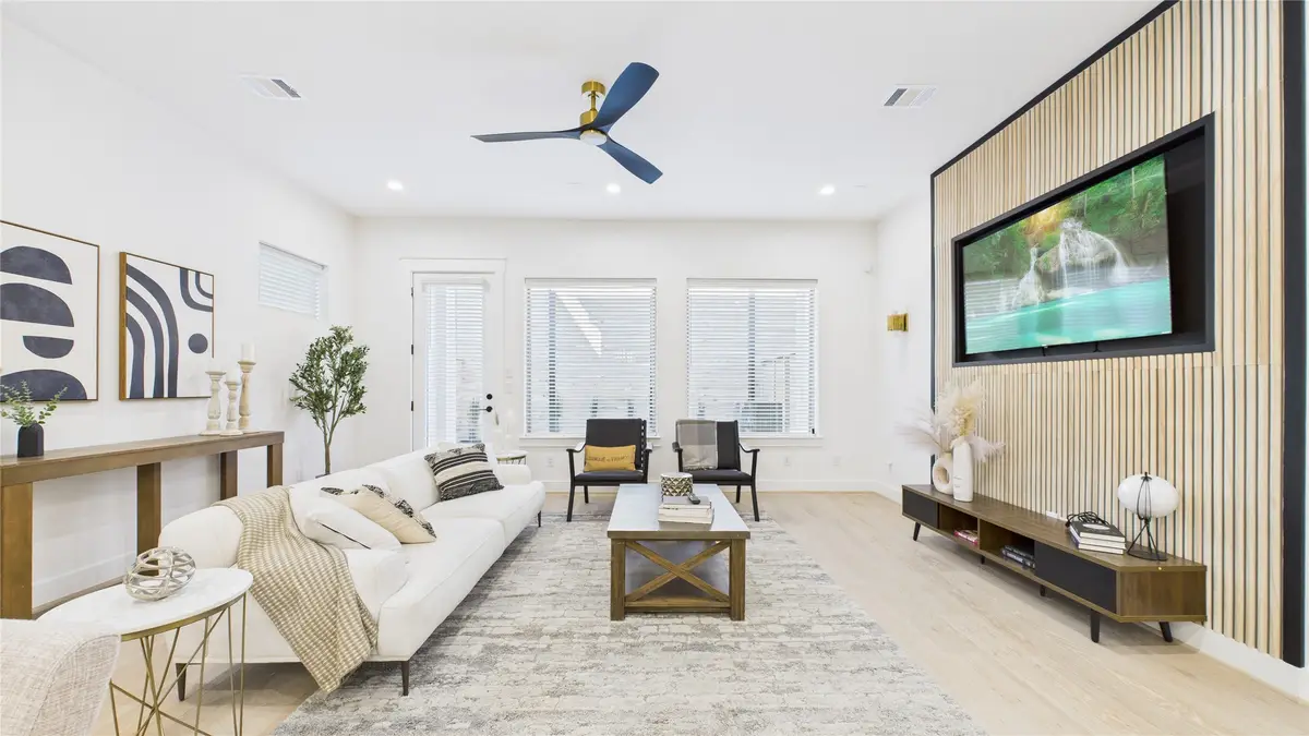 5410 Nolda Street #B, Houston, TX 77007 - Image #1