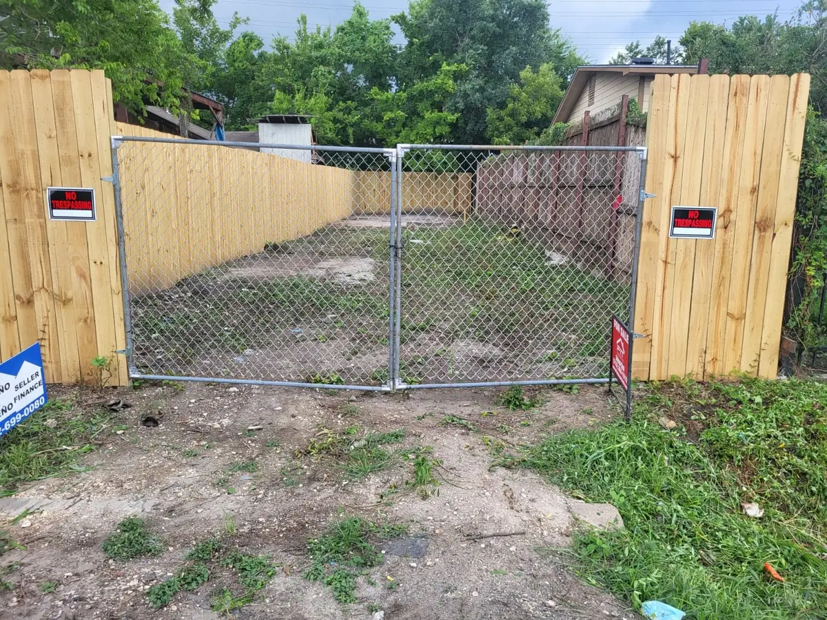 629 E 37th St Street, Houston, TX 77022 - #1