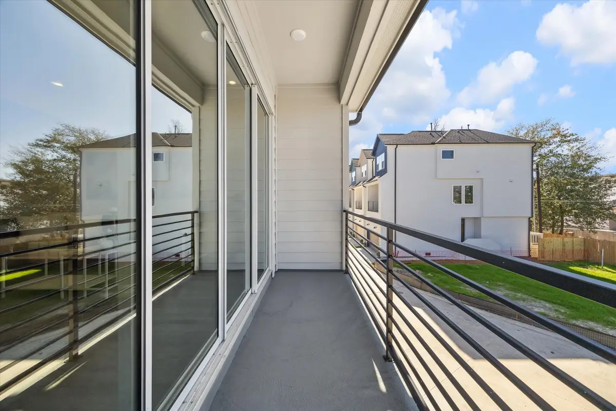 5623 Camino Encantado Drive, Houston, TX 77091 - #1
