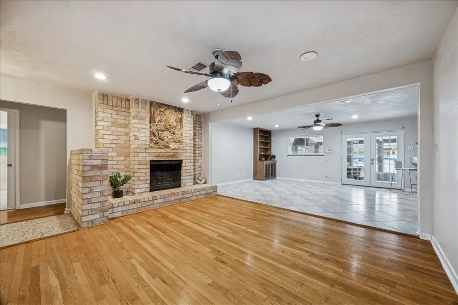 219 Hardy Street, Bacliff, TX 77518 - Image #2