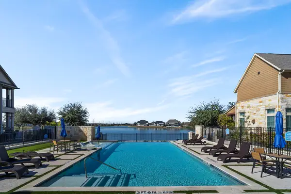 9443 Towne Lake Parkway, Cypress, TX 77433