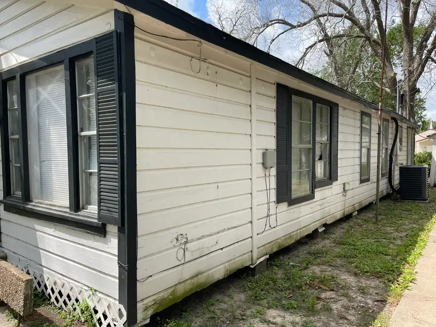 3020 Avenue D, Bay City, TX 77414 - #2