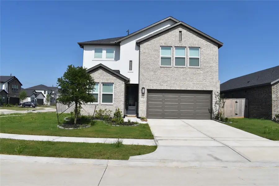 9742 Burlington Bristol Dr, Cypress, TX 77433 - #2