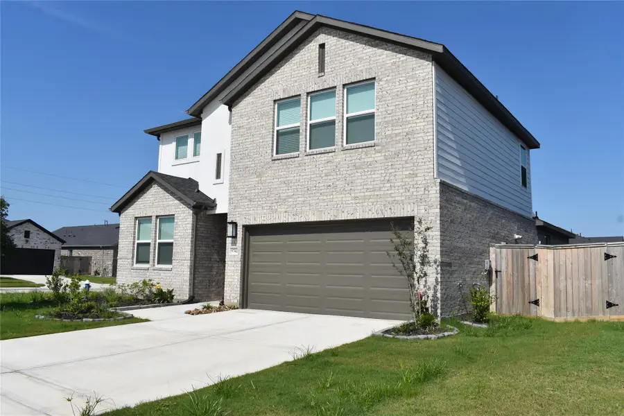 9742 Burlington Bristol Dr, Cypress, TX 77433 - #3