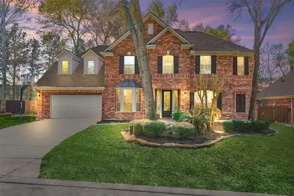 34 Pawprint Place, The Woodlands, TX 77382