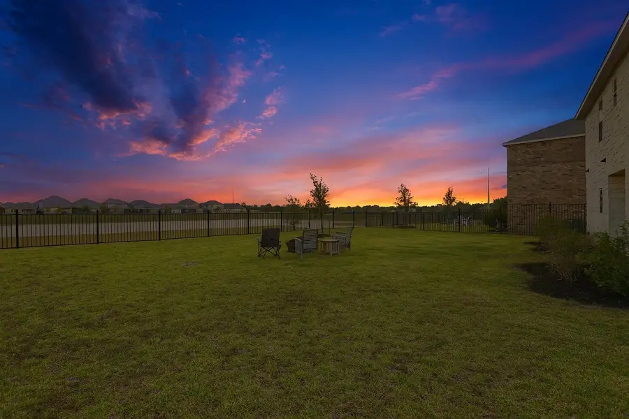 2308 Eagle Nook Drive, Texas City, TX 77568 - Image #2