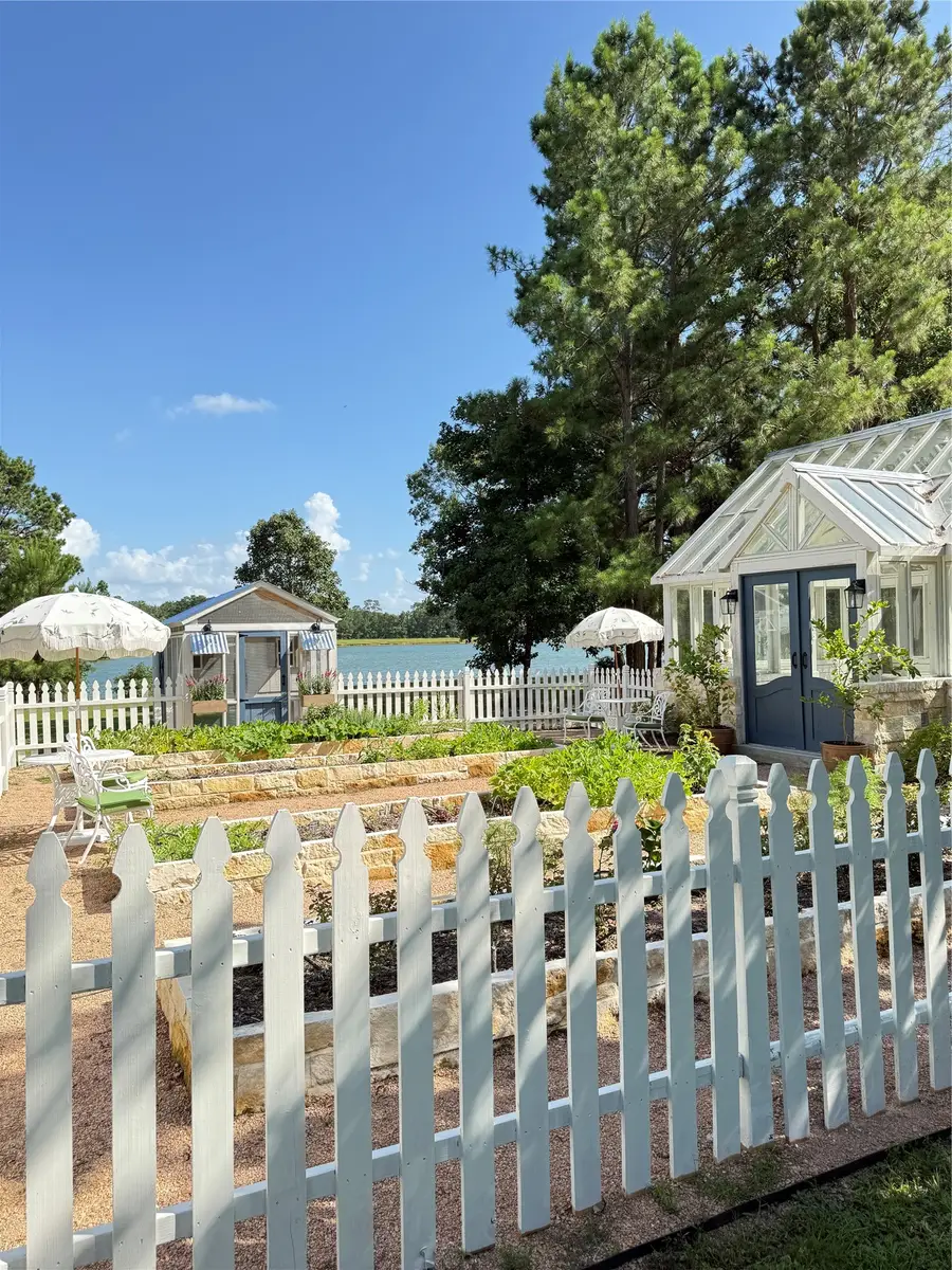 11380 Majestic Dr, Montgomery, TX 77316 - #3