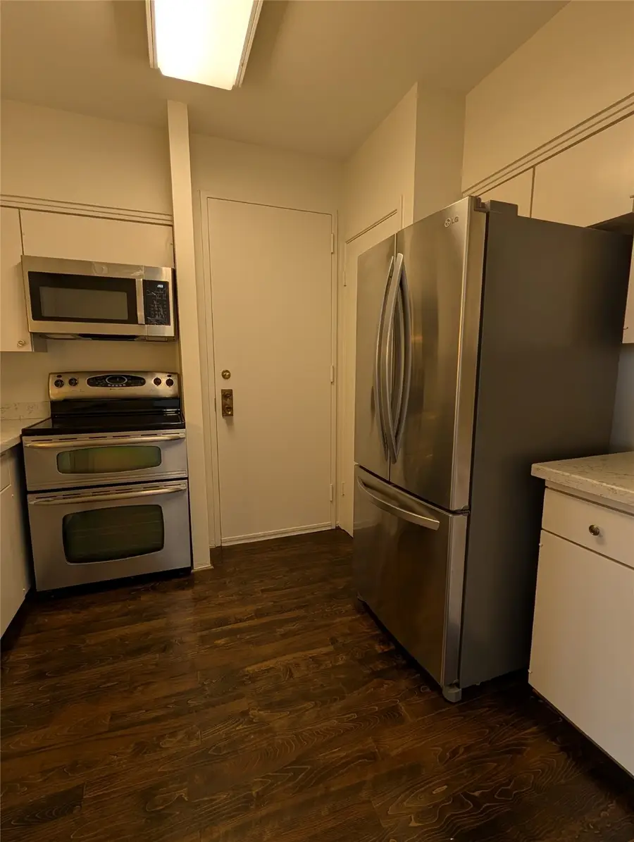 5001 Woodway Drive #1705, Houston, TX 77056 - Image #3