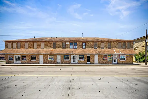 1915 45th Street, Galveston, TX 77550
