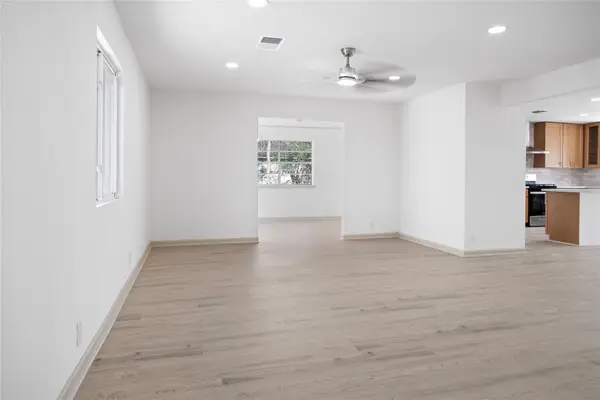 24518 Sunny Glen Drive, Houston, TX 77336