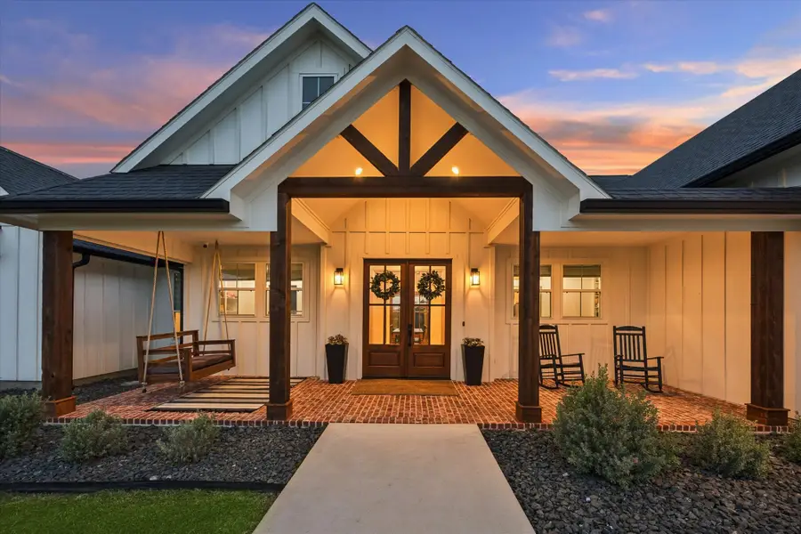 5131 Timber Ridge Drive, Sealy, TX 77474 - #3