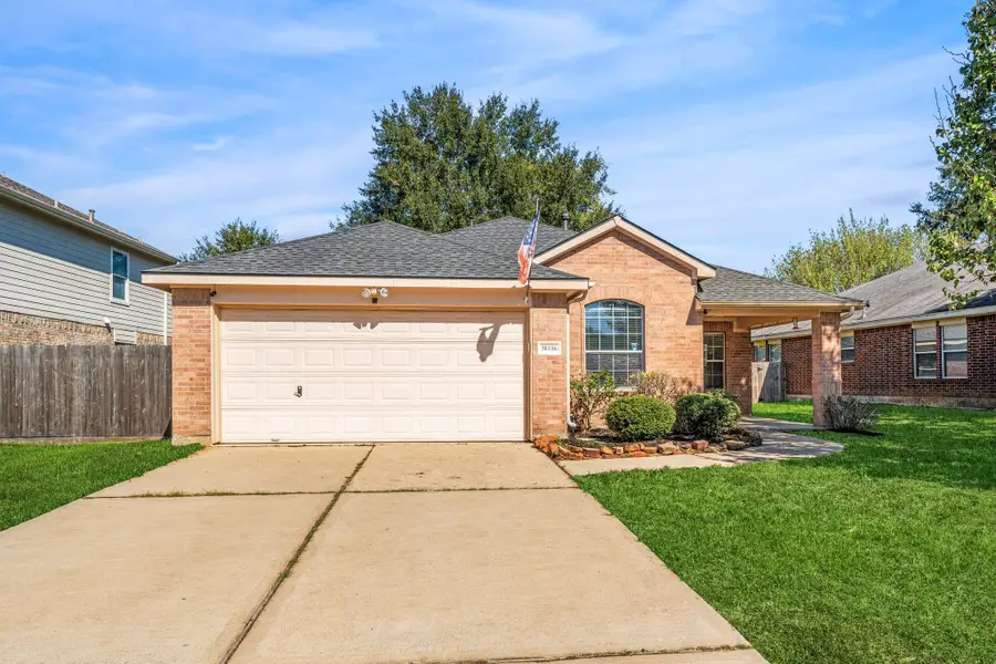 30106 Saw Oaks Drive, Magnolia, TX 77355 - Image #2