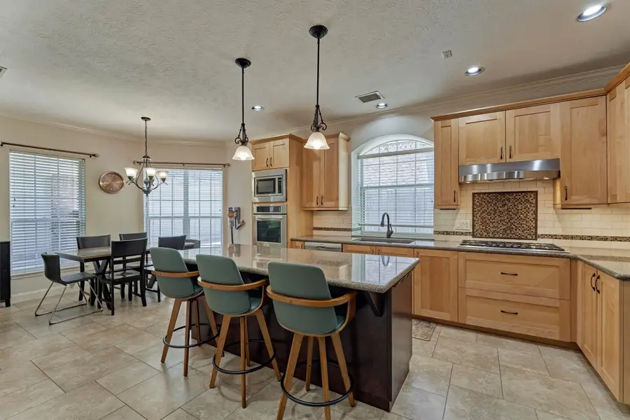 59 Pleasant Bend Drive, The Woodlands, TX 77382 - #2