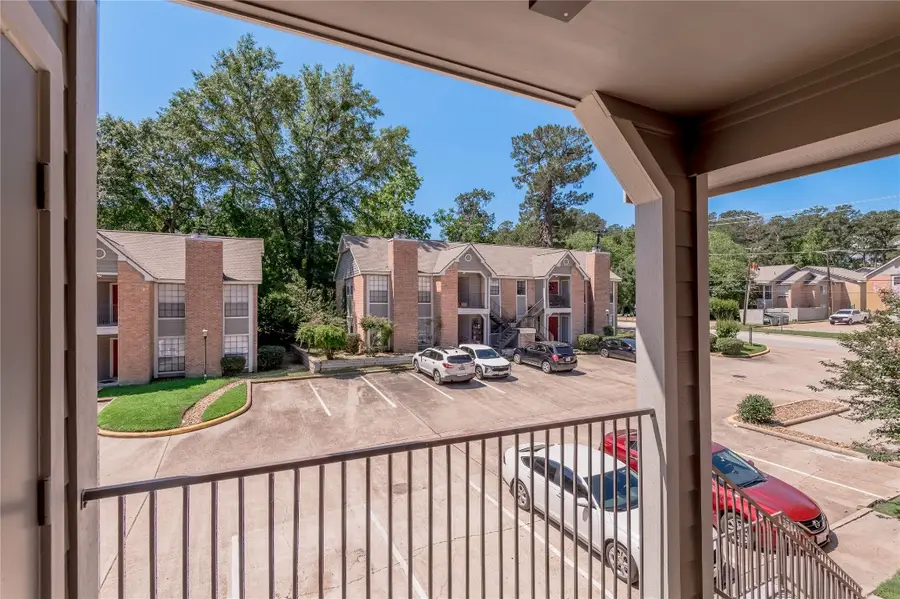 2401 Sycamore Avenue #E6, Huntsville, TX 77340 - #3