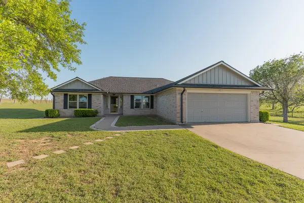 11950 Whitman Rd, Brenham, TX 77833