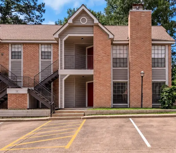 2401 Sycamore Avenue #C2, Huntsville, TX 77340