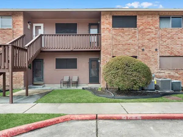 801 River Road #114F, Montgomery, TX 77356