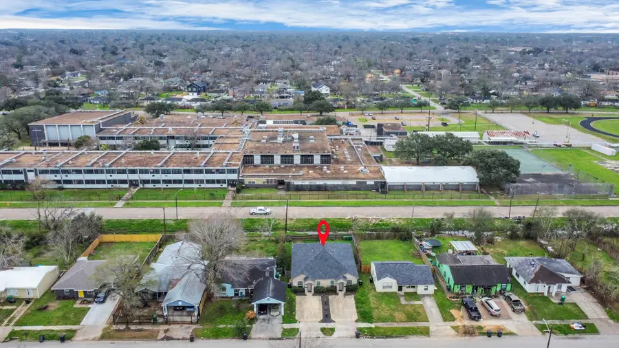5334 Pershing Street, Houston, TX 77033 - #3