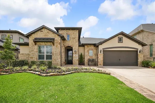 923 Marina Breeze Lane, Pinehurst, TX 77362