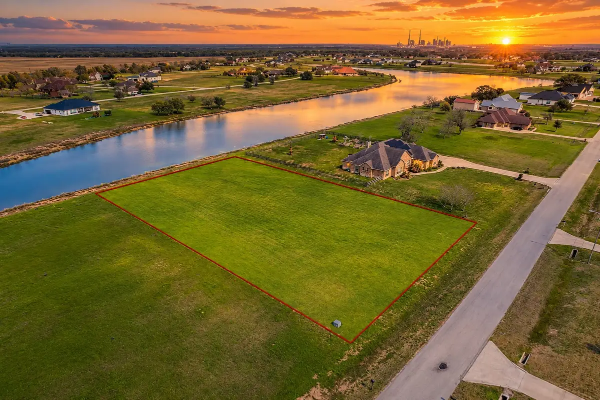 6818 Brazos Lakes Drive, Richmond, TX 77469 - #1