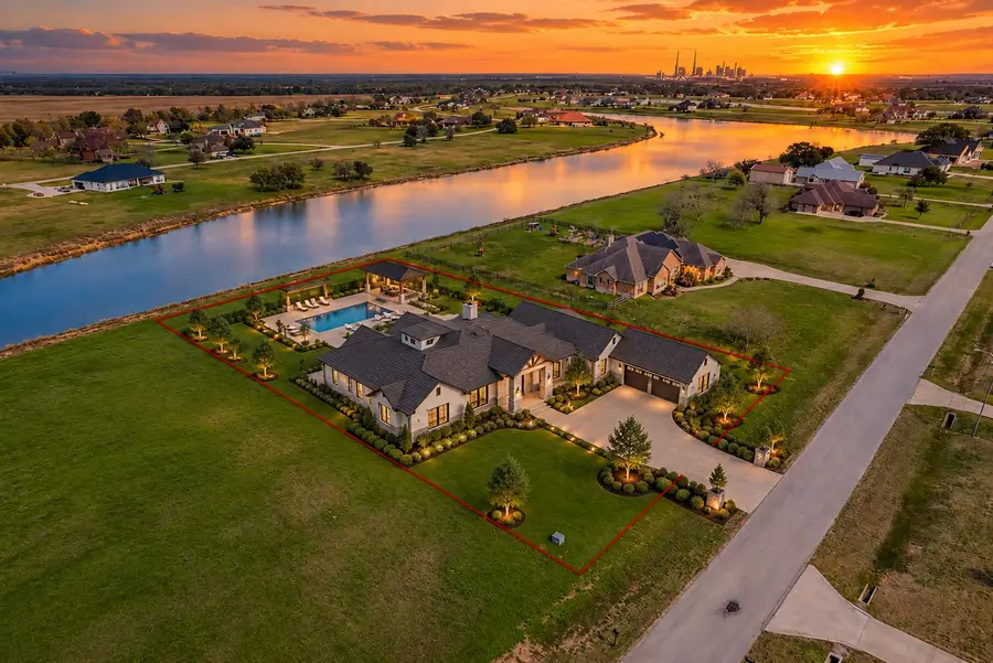 6818 Brazos Lakes Drive, Richmond, TX 77469 - #3
