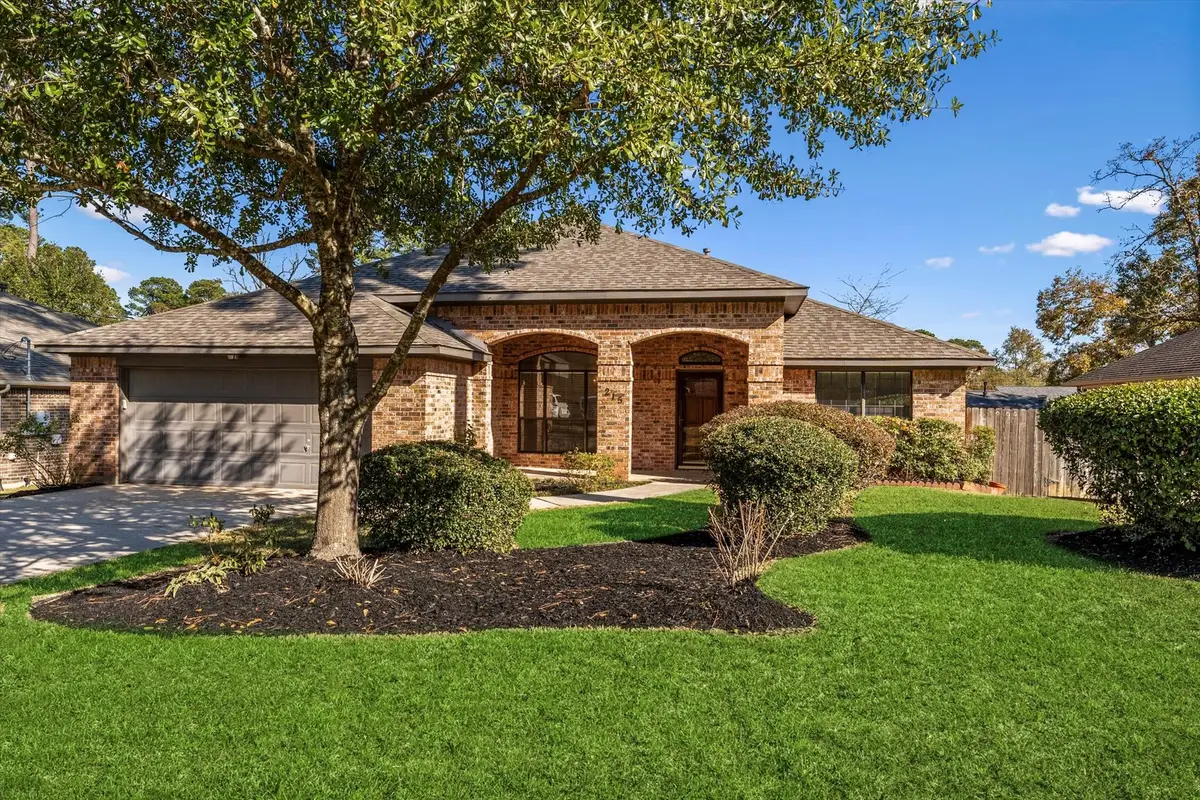 215 Deep Dale Lane, Conroe, TX 77304 - Image #1