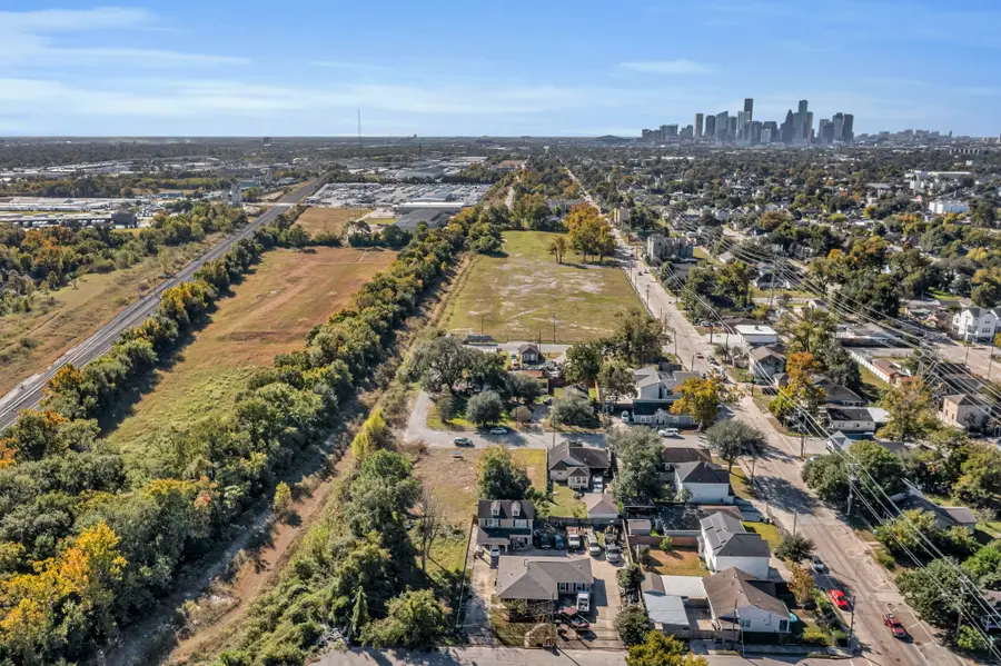 1713 Tarley Street, Houston, TX 77009 - Image #3