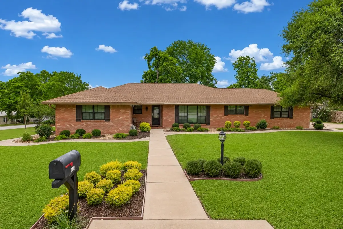 408 W Tom Green Street, Brenham, TX 77833 - #1