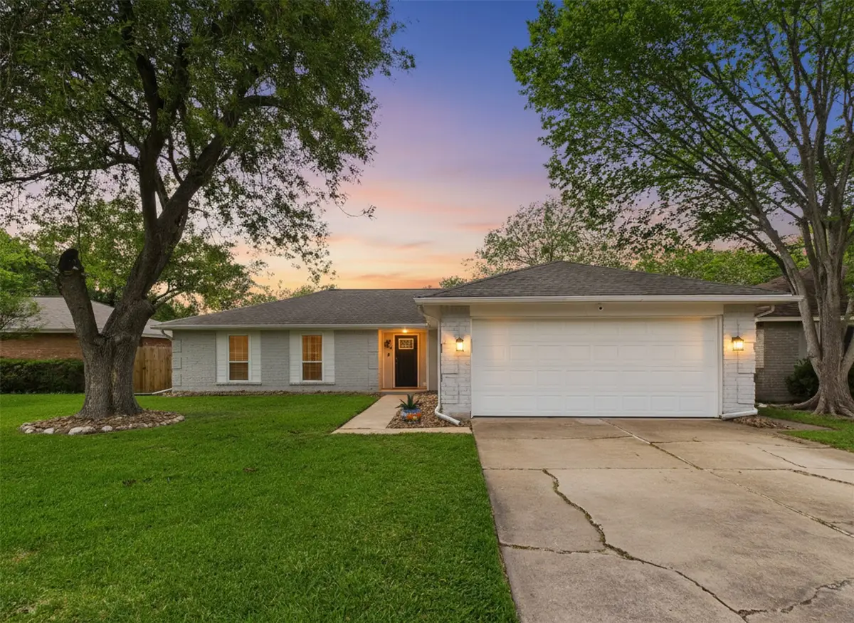 2818 New England Court, Webster, TX 77598 - #1