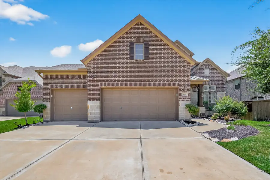 423 Yegua Street, Webster, TX 77598 - Image #2