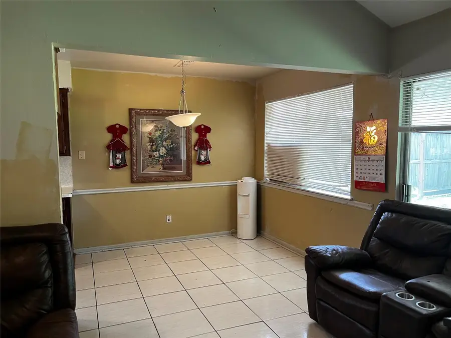 7727 Log Hollow Drive, Houston, TX 77040 - Image #3