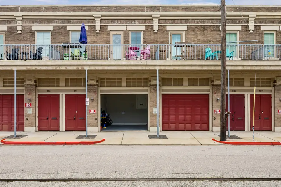 216 20th Street, Galveston, TX 77550 - #2