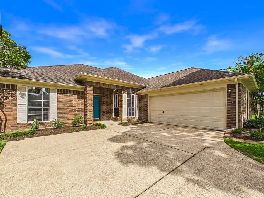 211 Hollander Court, League City, TX 77573 - #2