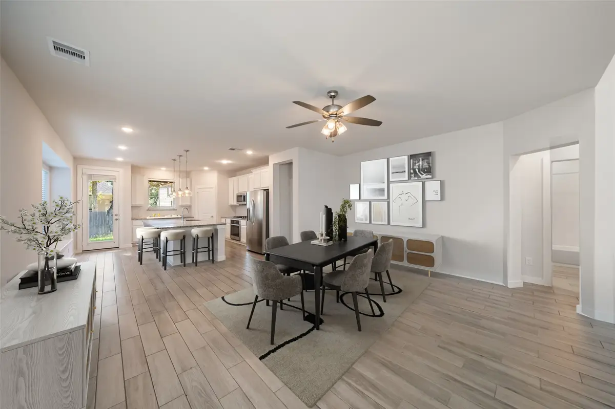 347 Great Hills Dr, Montgomery, TX 77316 - Image #1