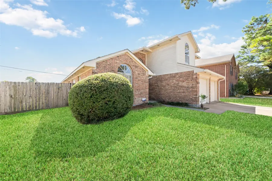3327 Keygate Drive, Spring, TX 77388 - Image #2
