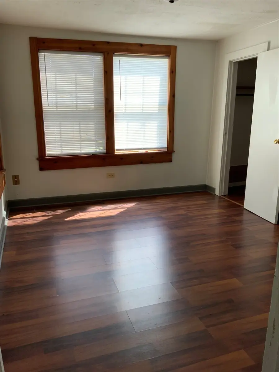 303 W Worsham Street, Willis, TX 77378 - Image #3