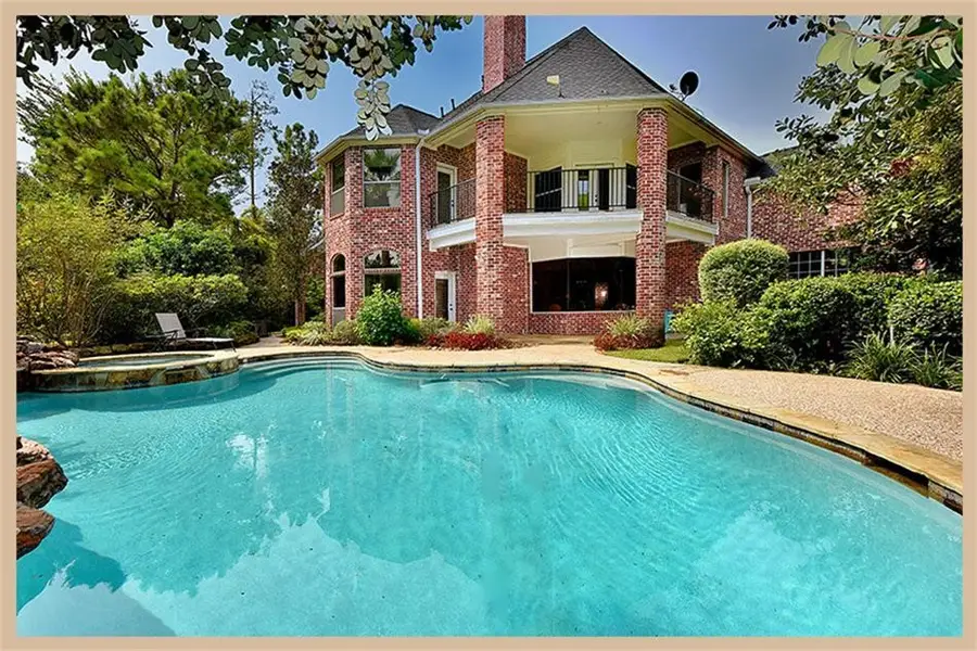 2 Windhaven Drive, The Woodlands, TX 77381 - Image #2