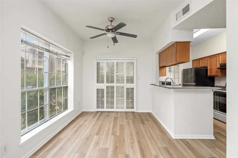 7575 Cambridge Street #1201, Houston, TX 77054 - #3