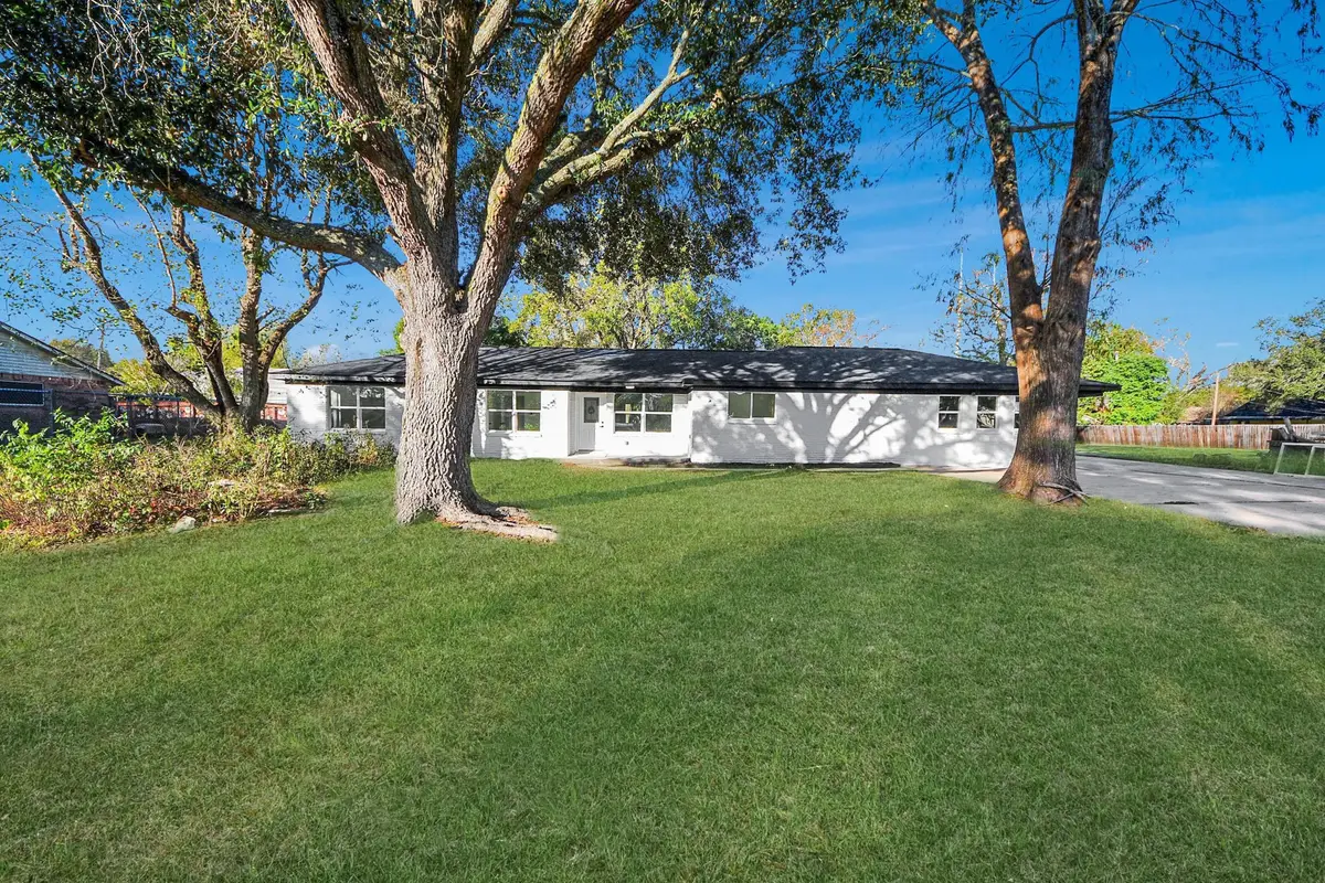 1138 Nancy Street, Pearland, TX 77581 - Image #1